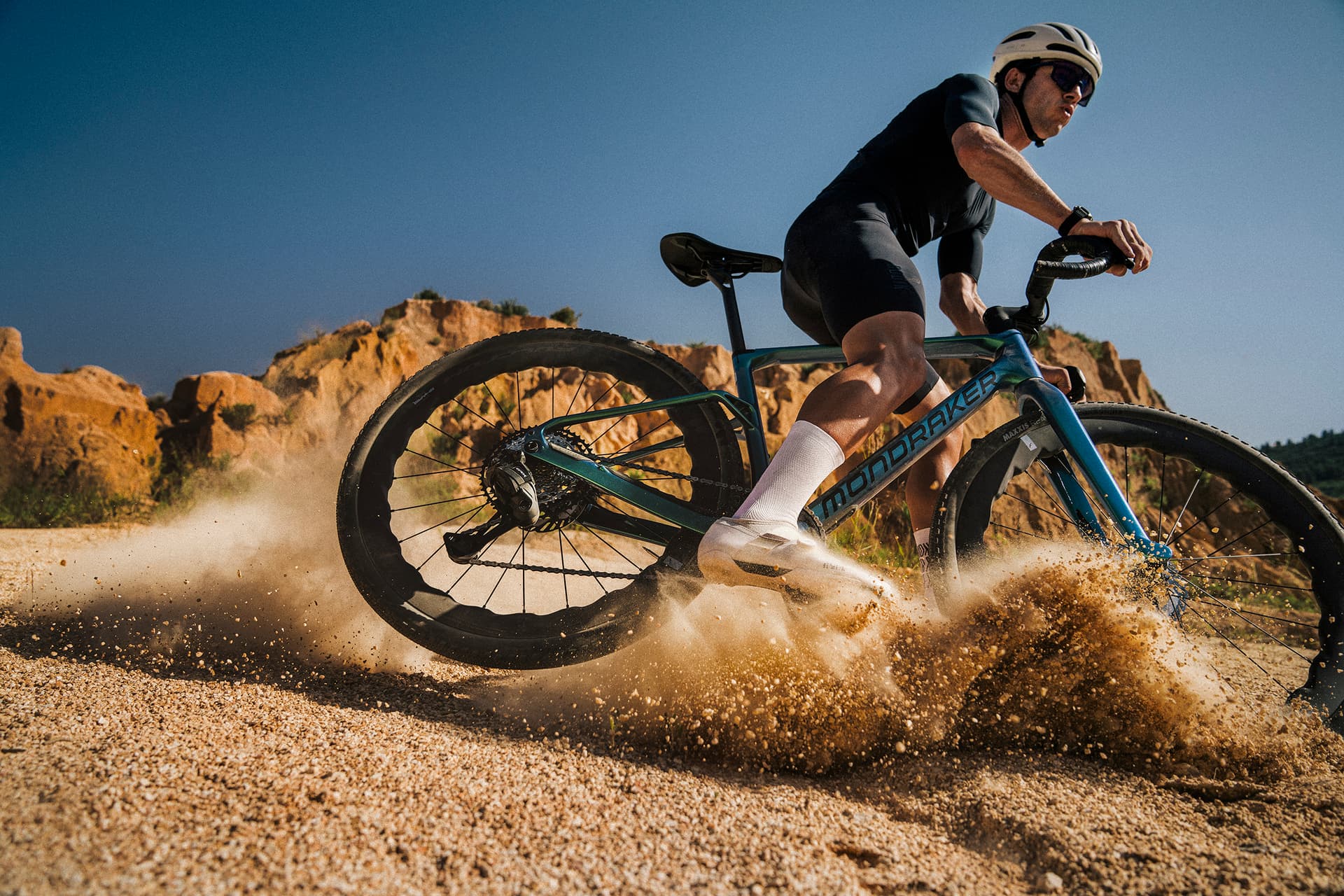 Mondraker Arid gravel bike